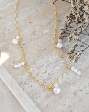 collar cadena de eslabones con perlas naturales